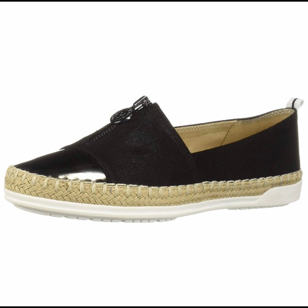 Anne Klein Zetta Flats